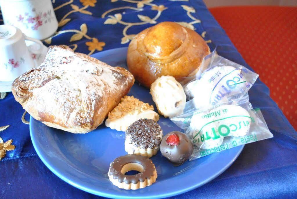A Casa Di Laura Bed and Breakfast Κατάνια Εξωτερικό φωτογραφία